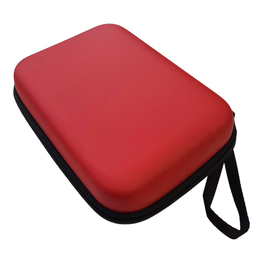 Hier wird ein Dartcase in der Farbe Rot dargestellt. Das Etui kann für den Transport von Darts verwendet werden.
