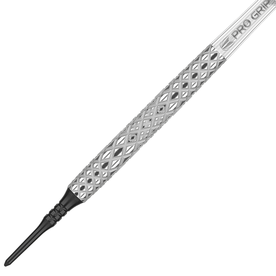 210134_Target_Nastri_10_Softdarts_2 Das Bild zeigt einen Target Nastri 10 Softdart mit einem silbernen, diamantförmig gemusterten Griff. Die Spitze des Darts ist schwarz und besteht aus Kunststoff.