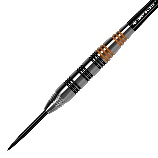Dardos Mission Javan de latón y acero - 22 g Das Bild zeigt einen Mission Javan Brass Steeldart mit einem Gewicht von 22 Gramm. Der Dart hat silberne und schwarze Rillen sowie einige orangefarbene Ringe am Griff.