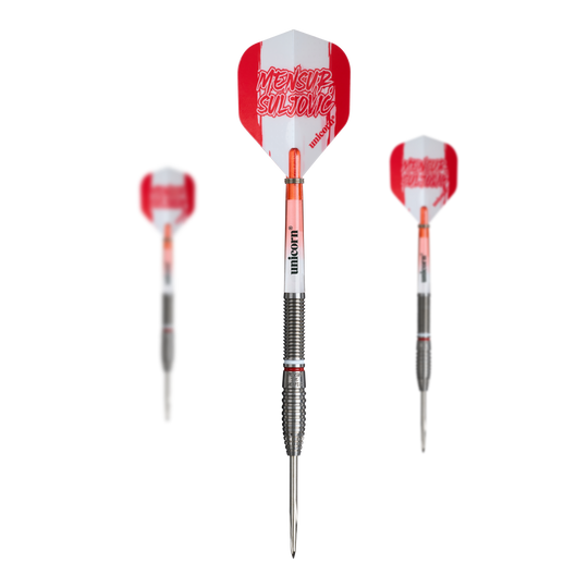 Unicorn Scale Suljovic The Gentle Steeldarts - 23 g Die Abbildung zeigt Unicorn Mensur Suljovic The Gentle Steeldarts - 23g als Set. Es handelt sich um ein komplettes Dart-Set für ambitionierte Spieler.