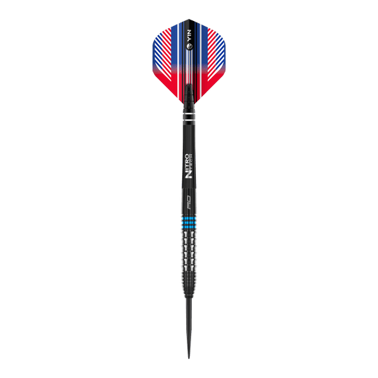 Dardos de acero azul Red Dragon Vengeance Das Bild zeigt einen Red Dragon Vengeance Blue Steeldart. Der Dart hat blaue und silberne Akzente sowie einen farbigen Flight in Rot, Blau und Weiß.