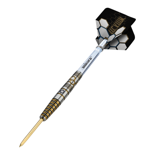 Dardos de acero Unicorn Hexium Style 03 dorados y negros Unicorn Hexium Style 03 Gold & Black Steeldarts sind auf diesem Bild zu sehen. Das Design kombiniert schwarze und goldene Elemente auf den Steeldarts.