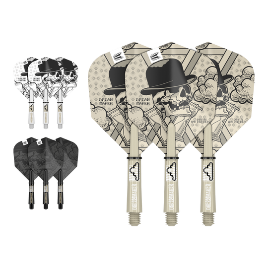 Kit de eje de vuelo Target Ink de Dimitri Van Den Bergh Das Bild zeigt drei unterschiedlich gestaltete Dartflights und -schäfte mit einem Totenkopf-Motiv und dem Text "Dream Maker". Die Designs sind in den Farben Beige, Schwarz und Weiß gehalten.