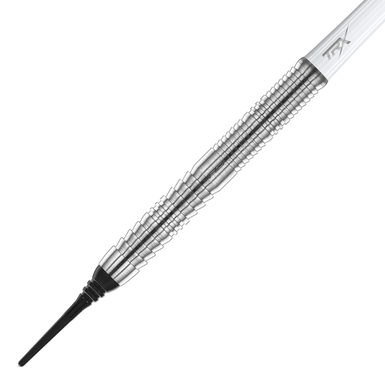 Dardos blandos Red Dragon Seren 1 Pure - 20 g Das Bild zeigt einen Red Dragon Seren 1 Pure Softdart mit einem Gewicht von 20 Gramm. Der Dartpfeil hat ein silberfarbenes, geriffeltes Metallgehäuse und eine schwarze Softspitze.