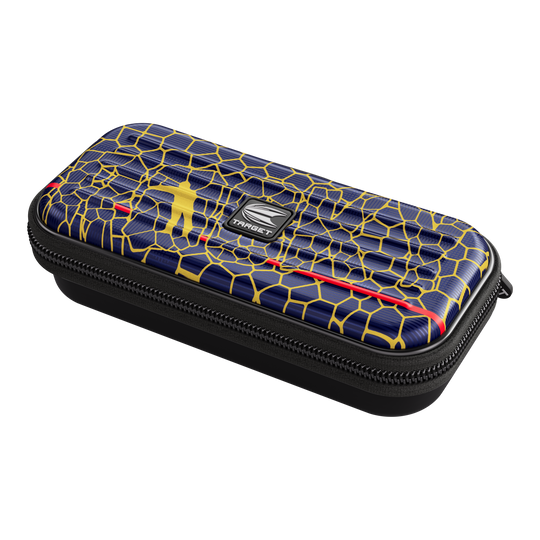 Estuche para dardos Target Takoma Josh Rock Das Bild zeigt das Produkt "Target Takoma Josh Rock Dartcase". Das Dartcase hat ein auffälliges Design mit gelben Linien auf dunkelblauem Hintergrund und einem kleinen Logo in der Mitte.