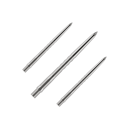 Das Bild zeigt drei silberne, gerillte Spitzen für Steeldarts. Sie sind schlank und spitz zulaufend, nebeneinander angeordnet.