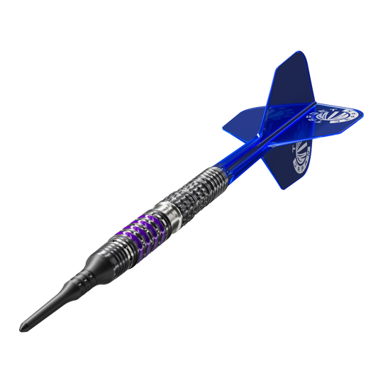 Dardos blandos Target Japan Prime Series Sirius GEN4 - 21,5 g Das Bild zeigt einen modernen Softdart aus der Produktreihe „Target Japan Prime Series Sirius GEN4“ mit einem Gewicht von 21,5g. Der Dart hat ein auffälliges, silber-schwarzes Design mit lila Akzenten und blauen Flights.