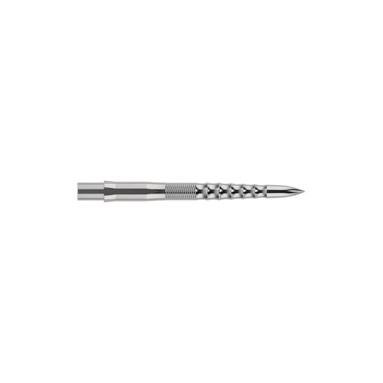 Puntas de dardos Mission Caliburn EVO - Ondulación - Plateadas Auf dem Bild ist eine silberne Steeldartspitze mit feinen Rillen und einem speziellen Riffel-Design zu sehen. Sie ist lang und schmal und wirkt sehr präzise verarbeitet.