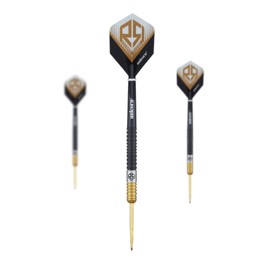 Dardos de acero bicolor Unicorn Ross Smith Das Bild zeigt drei Steeldarts des Produkts 'Unicorn Ross Smith Two-Tone Steeldarts'. Die Darts sind schwarz-goldfarben und tragen das Ross Smith Logo auf den Flights.