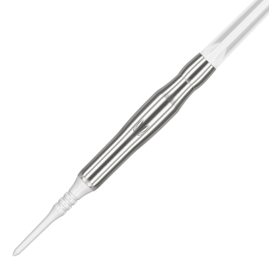 Dardos blandos Target Japan Crux Brave - 18,5 g Das Bild zeigt den Target Japan Crux Brave Softdart mit einem Gewicht von 18,5g. Der Dartpfeil hat ein elegantes, silbernes Design mit einer weißen Spitze.