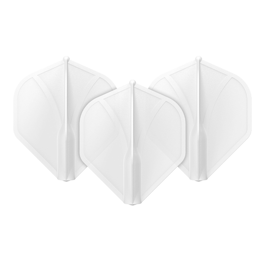 Auf dem Bild sind drei klare, weiße Dart-Flights zu sehen. Sie sind nebeneinander aufgestellt und haben eine klassische, rautenähnliche Form.