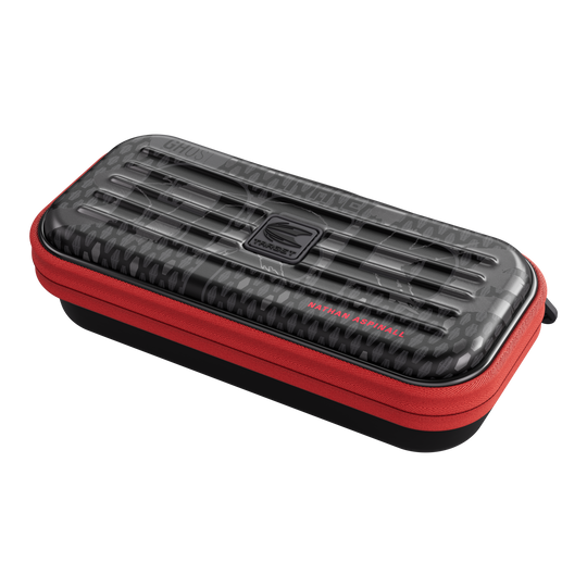 Estuche de dardos Nathan Aspinall de la serie Takoma Ghost Hier sieht man das Takoma Ghost Series Nathan Aspinall Dartcase. Es wurde speziell für Fans von Nathan Aspinall entworfen.