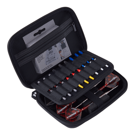 Cartera de dardos Unicorn Ultra Gary Anderson Das Bild zeigt das Produkt "Unicorn Ultra Gary Anderson Dartwallet". Das Dartwallet ist offen und enthält mehrere Ersatzteile sowie zwei zusammengebaute Darts.