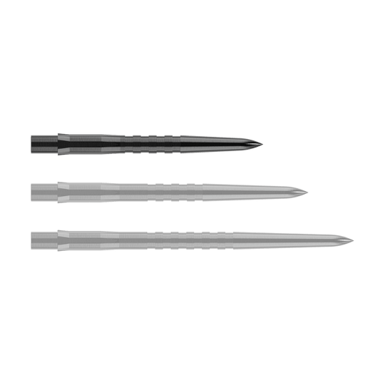 Puntas de dardos Mission Caliburn EVO - Ranuradas - Negras Auf dem Bild sind drei schwarze, gerillte Steeldartspitzen zu sehen. Sie liegen parallel nebeneinander auf einem transparenten Hintergrund.