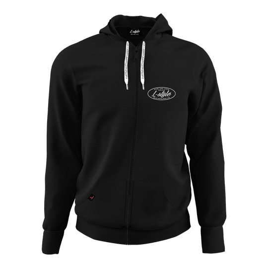 Sudadera con capucha estilo L, color negro Das Bild zeigt einen schwarzen Hoodie mit Reißverschluss und Kapuze. Auf der Brust befindet sich ein weißes "L-Style"-Logo.