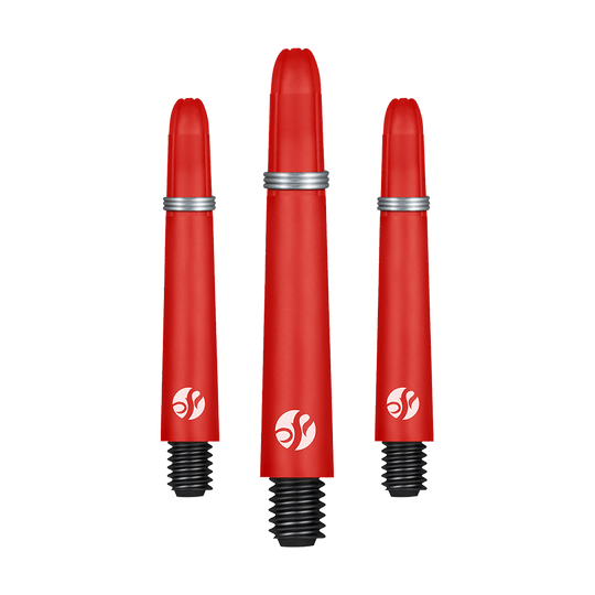 Auf dem Bild sind drei rote Dartschäfte in unterschiedlichen Längen zu sehen. Sie haben silberne Ringe und ein weißes Logo am unteren Ende.