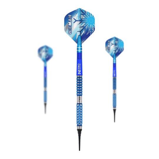 Dardos blandos Red Dragon Gerwyn Price Glacier - 18 g Das Bild zeigt drei Softdarts des Modells "Red Dragon Gerwyn Price Glacier" mit einem Gewicht von 18g. Die Darts sind hauptsächlich blau und haben auffällige Flights mit Eis- und Schneeflockenmotiven.