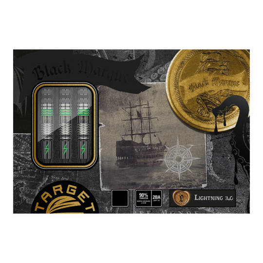 Dardos blandos Target Japan Black Marque Lightning 3 - 19 g Das Bild zeigt die Verpackung der Target Japan Black Marque Lightning 3 Softdarts mit 19 Gramm Gewicht. Auf der Verpackung sind drei Dartpfeile, ein altes Schiff und ein goldener Münz-Aufdruck abgebildet.