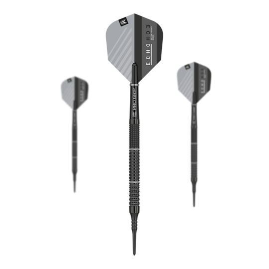 Target Echo 11 dardos blandos Das Bild zeigt drei Softdarts des Produkts "Target Echo 11". Die Darts sind schwarz mit grauen Flights und haben eine strukturierte Griffzone.