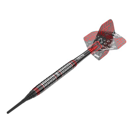 Dardos blandos Winmau Cypher - 20 g Dies ist ein Winmau Cypher Softdart mit einem Gewicht von 20 Gramm. Der Dart hat ein modernes Design mit schwarzen, silbernen und roten Akzenten.