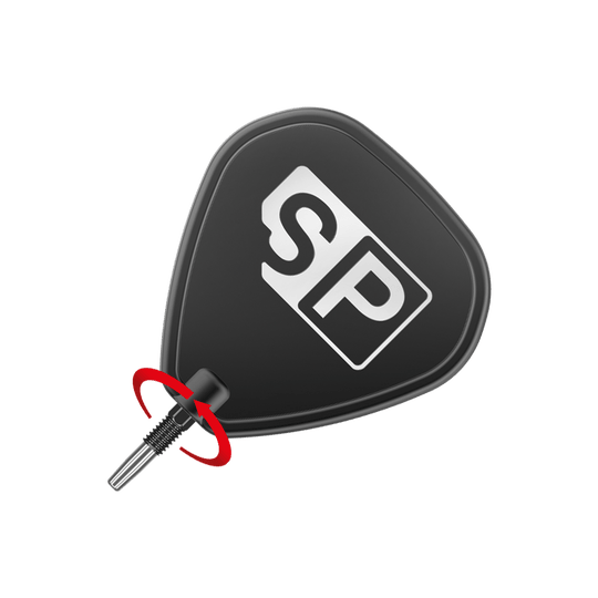 Das Bild zeigt eine schwarze Dartspitze mit dem weißen Aufdruck "SP". Ein roter Pfeil deutet auf eine Drehbewegung hin, vermutlich zum Anbringen oder Entfernen der Spitze.