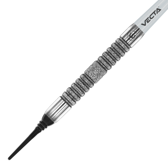 Dardos blandos Winmau Jules Van Dongen - 20g Das Bild zeigt den Winmau Jules Van Dongen Softdart mit einem Gewicht von 20g. Der Dart hat ein silbernes, geriffeltes Griffstück und eine schwarze Spitze.