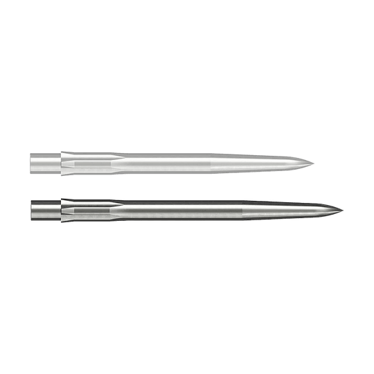 Puntas de dardos Caliburn System de acero - Lisas - Plateadas Auf dem Bild sind zwei glatte, silberne Steeldartspitzen zu sehen. Sie liegen parallel nebeneinander auf weißem Hintergrund.
