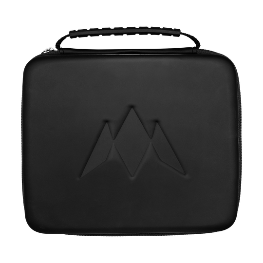 Cartera Mission Luxor Dart Eine Nahaufnahme eines schwarzen Dart-Wallets ist abgebildet. Das Wallet bietet Platz für Darts und Zubehör.