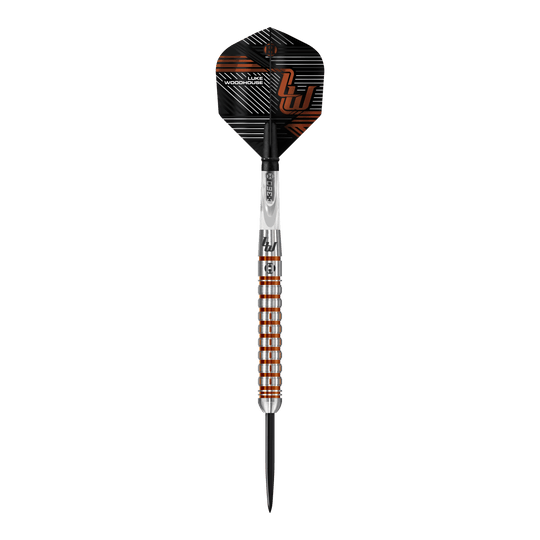 Dardos de acero Luke Woodhouse Serie 2 de Harrow Das Bild zeigt einen Steeldart der Marke "Harrows Luke Woodhouse Series 2". Der Dart hat ein auffälliges Design mit silbernen und bronzefarbenen Ringen am Griff und einer schwarz-orangen Flights.