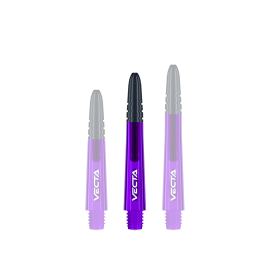Flechas Winmau Vecta - Morado Negro Das Bild zeigt drei lila und schwarze Dartschäfte der Marke Vecta. Sie sind nebeneinander aufgereiht und haben unterschiedliche Längen.