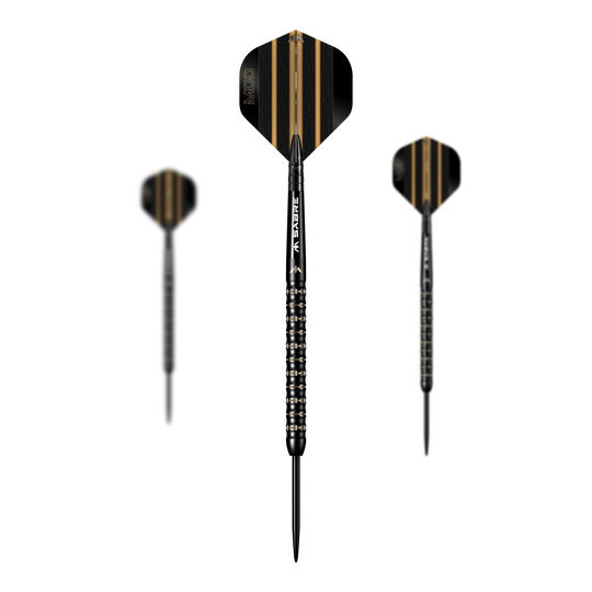 Das Bild zeigt drei Steeldarts des Modells "Mission Mike De Decker MDD Black Gold". Die Darts sind schwarz-gold gestaltet und besitzen ein modernes, auffälliges Design.