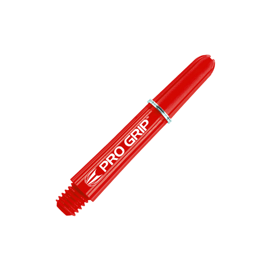 Varillas Target Pro Grip - 3 juegos - Rojas Das Bild zeigt einen roten Dartshaft mit der Aufschrift „PRO GRIP“. Der Schaft hat einen silbernen Ring in der Mitte.