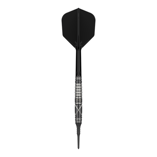 Dardos blandos Target Japan Black Marque Chaos 2 - 19 g Das Bild zeigt einen Softdart namens "Target Japan Black Marque Chaos 2" mit einem Gewicht von 19 Gramm. Der Dart hat ein elegantes, schwarzes Design mit silbernen Akzenten am Griff.