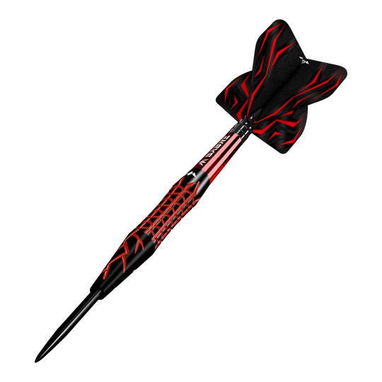 Misión Lava Steeldarts Das Bild zeigt einen Mission Lava Steeldart mit schwarzem und rotem Design. Der Dartpfeil hat eine spitze Metallspitze und auffällige Flügel mit roten Mustern.