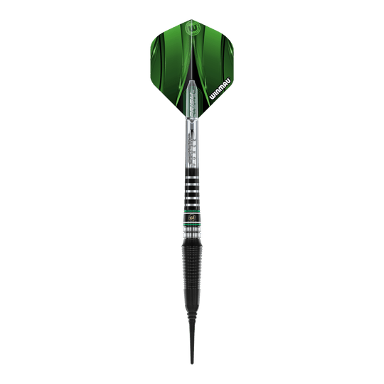 Dardos blandos Winmau Sniper Black 2025 - 20 g Das Bild zeigt einen Winmau Sniper Black 2025 Softdart mit einem Gewicht von 20g. Der Dart hat schwarze und silberne Elemente sowie rote und grüne Akzente am Schaft.