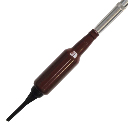 Zu sehen sind McDart Prost Bierflaschen Softdarts mit 100 Softdartspitzen, 16,5 g. Die Darts erinnern optisch an kleine Bierflaschen und sind für Softdartspiele gedacht.