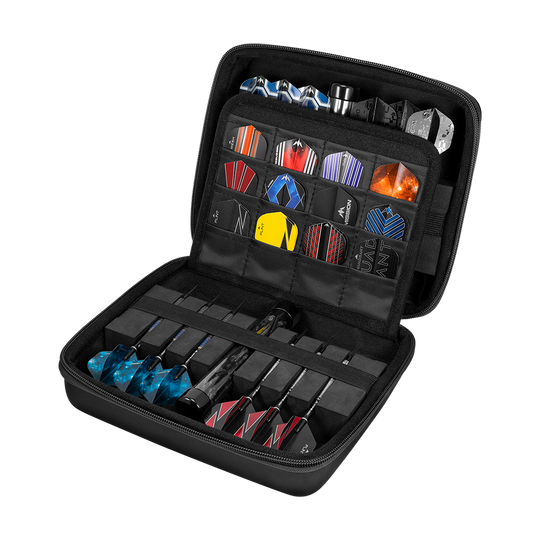 Cartera Mission Luxor Dart Das Bild zeigt das Produkt mit dem Dateinamen M000441_Mission_Luxor_Dart-Wallet_Black_5. Dies könnte eine schwarze Dart-Tasche oder ein ähnliches Zubehör sein.