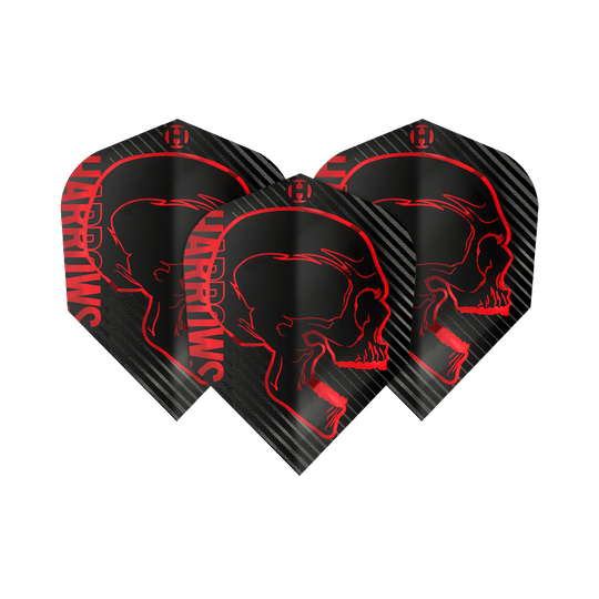 Plumas Harrows Rage Red No6 Das Bild zeigt drei schwarze Dartflights mit einem roten Totenkopfdesign und dem Schriftzug "Harrows" an der Seite. Die Flights sind Teil des Produkts "Harrows Rage Red No6 Flights".