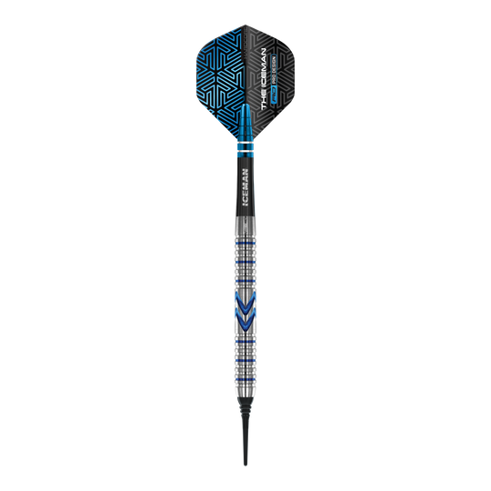 Dardos blandos Red Dragon Gerwyn Price Iceman Midnight Edition - 20 g Der abgebildete Softdart ist der "Red Dragon Gerwyn Price Iceman Midnight Edition" mit einem Gewicht von 20g. Er hat ein modernes Design mit silbernen und blauen Akzenten sowie einer schwarzen Flights mit blauen Mustern.