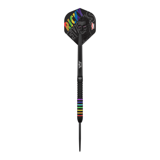 Dardos de acero Bulls NL Ricky Evans Rapid 95 Zu sehen ist das Produkt Bulls NL Ricky Evans Rapid 95 Steeldarts - 23g. Die Aufnahme fokussiert auf die Optik des Dartpfeils.