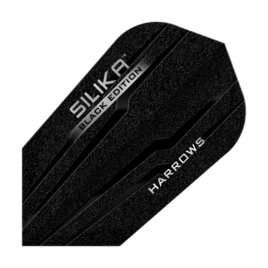 Plumas delgadas Harrows Silika Black Edition Das Bild zeigt das Produkt "Harrows Silika Black-Edition Slim Flights". Die Dart-Flights sind schwarz mit silbernen Schriftzügen und einem modernen Design.