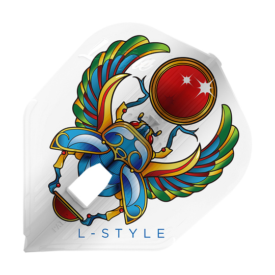Plumas L-Style Anastasia Dobromyslova V3 Blancas L3KAMI Das Bild zeigt ein Dart-Flight mit einem bunten Skarabäus-Design, der eine rote Kugel hält. Unten steht der Text "L-STYLE" auf weißem Hintergrund.