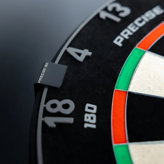 Das Bild zeigt das Produkt Precise 180 Magnethalter GEN2 - 4er Set. Es handelt sich um einen Satz Magnethalter für Darts in der GEN2-Version.