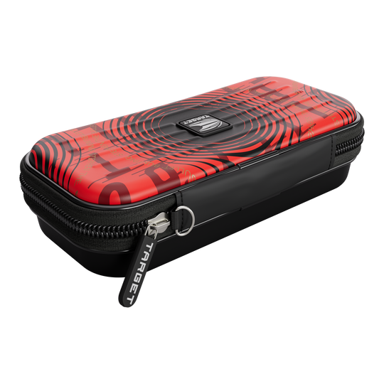 Estuche para dardos Target Takoma Stephen Bunting Das Bild zeigt das Produkt "Target Takoma Stephen Bunting Dartcase". Das Dartcase ist rot-schwarz gestaltet und hat einen Reißverschluss mit dem Schriftzug "TARGET".