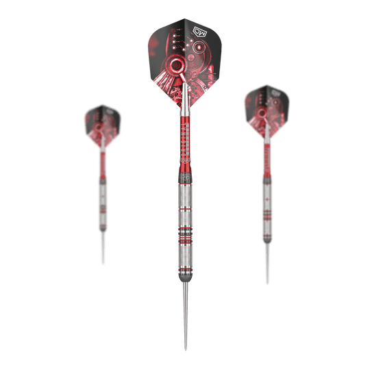 Dardos de acero DW Piranha Razor 01 Das Bild zeigt drei Steeldarts des Produkts "DW Piranha Razor 01". Die Darts haben silberne Griffe mit roten Akzenten und Flights mit einem roten Zahnrad-Motiv.
