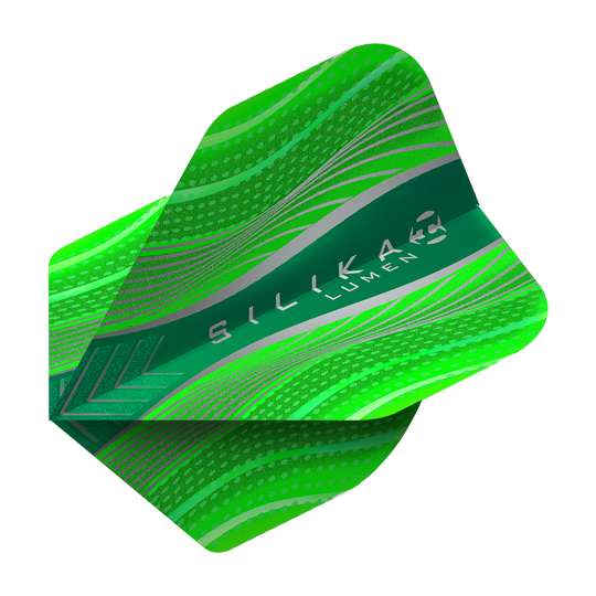 HR63_Harrows_Silika_Lumen_Green_No2_Standard_Flights_2 Das Bild zeigt einen Harrows Silika Lumen Green No2 Standard Flight. Das Dartflight ist grün mit modernen, glänzenden Mustern und dem Schriftzug "SILIKA LUMEN".
