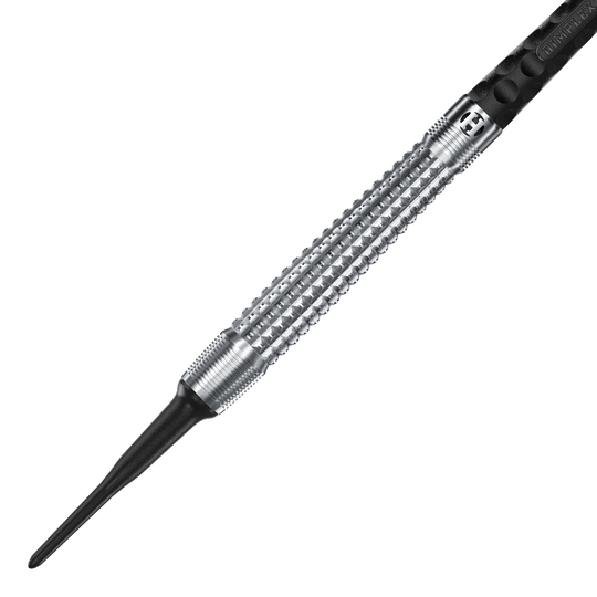 Dardos suaves cónicos Harrows Dimplex S3 Das Bild zeigt einen Harrows Dimplex S3 Tapered Softdart. Der Dartpfeil hat eine silberne, geriffelte Metallspitze und einen schwarzen Schaft.