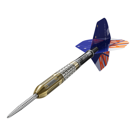 Target Raymond Van Barneveld Chrono 95 Dardos de acero con punta suiza Auf dem Bild ist ein Steeldart der Marke Target zu sehen, Modell "Raymond Van Barneveld Chrono 95 Swiss Point". Der Dartpfeil hat ein metallisch silber-goldenes Barrel und bunte Flights mit der Aufschrift "RVB".