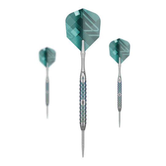 Dardos de acero Target Rove 01 Swiss Point Das Bild zeigt drei Steeldarts des Modells "Target Rove 01 Swiss Point". Die Darts haben silberne Spitzen und einen gemusterten, blauen und silbernen Griff sowie grünliche Flights.