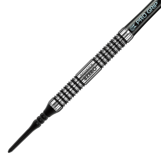 200240-Target-Phil-Taylor-Power-8Zero-Softdarts-2 Dies ist ein Target Phil Taylor Power 8zero Softdart. Der Dartpfeil hat einen silbernen, geriffelten Lauf und eine schwarze Spitze.